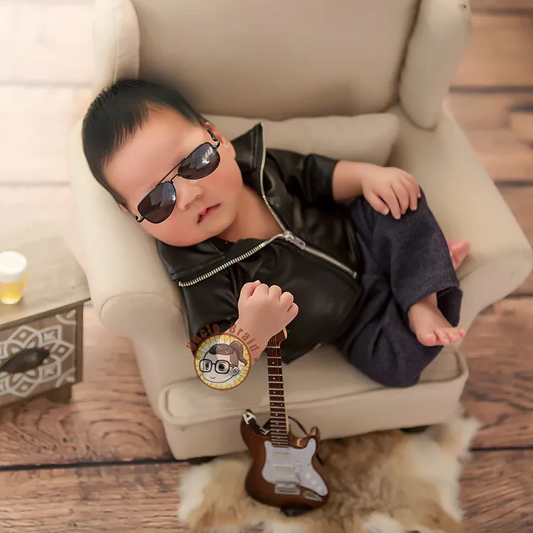 Newborn Phootgraphy Props Leather Jacket Baby Photo Clothes Infant Photo Shoot Accessories Cool Guitarist Creative Prop New Type