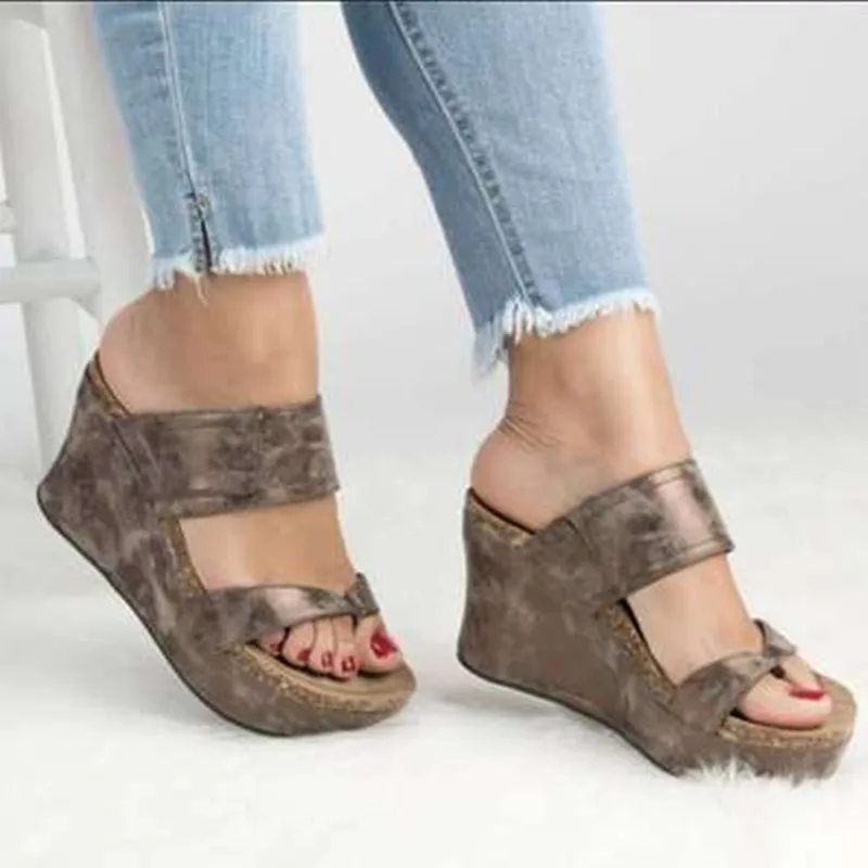 Women Sandals  New Wedges Shoes Women Summer Sandals Wedge Heels Flip Flops Chaussures Femme Plus Size High Heels Sandals