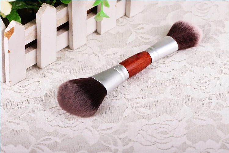 Pennello per trucco cosmatico Unico a 2 vie a doppia testa Cipria in polvere Cipria Fard Pennello per fard Trucco multifunzione Strumento di bellezza Vendita