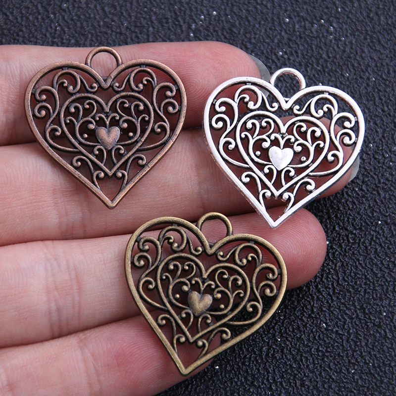 4PCS 28*29mm Three Color Vintage Metal Zinc Alloy Hollow love Heart Charms Fit Jewelry Pendant Charms Makings