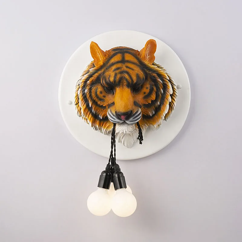 

Italian designer lamp tiger bite line wall lamp Nordic living room dining room study bedroom resin gold animal lamp