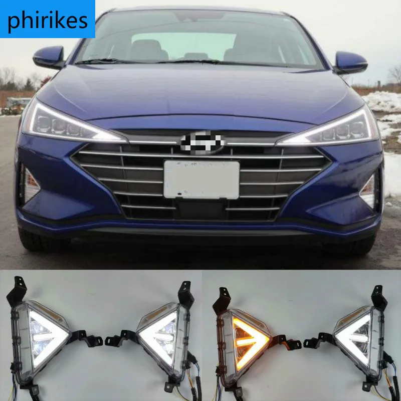 

2Pcs LED fog lamp for Hyundai Elantra 2019 2020 DRL Daytime Running Lights with Yellow Turn signal light Foglight