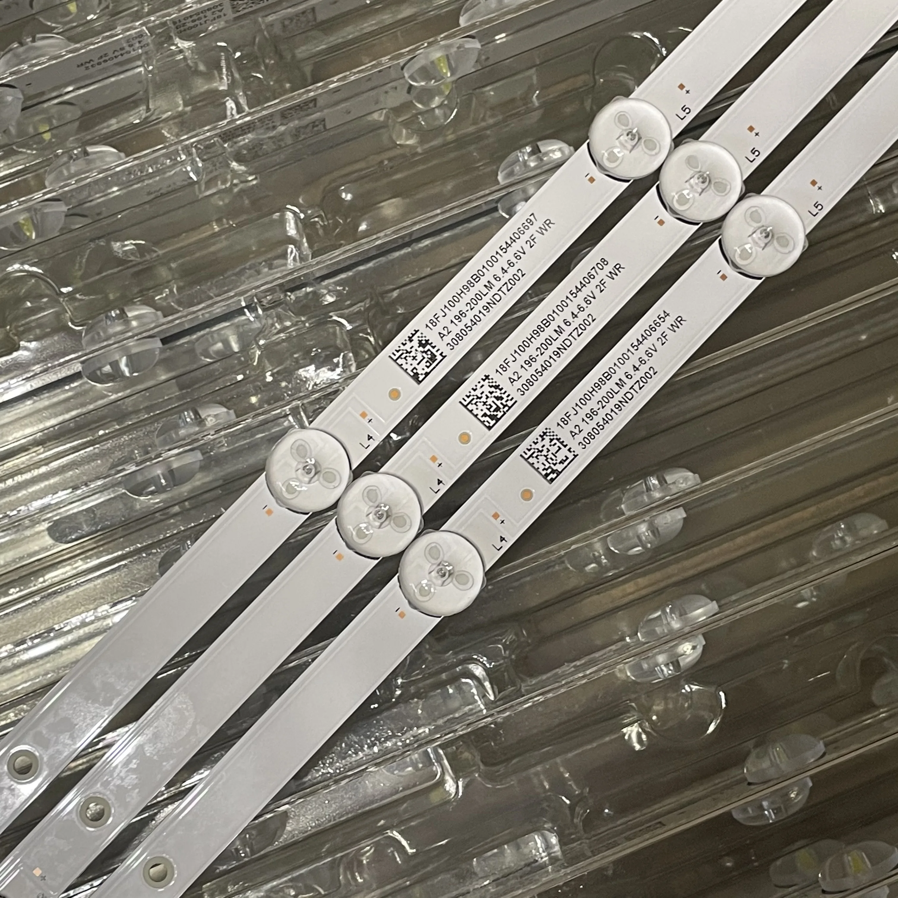 750mm LED Backlight strip bar 8 lamp for MS-L2695 V1 Rca Rtv4019sm 6V/LED