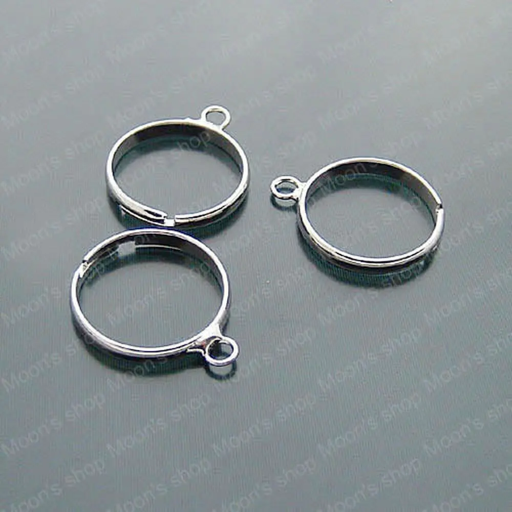 

Wholesale 18mm USA Size 9 Imitation Rhodium Circle Copper Ring with one hole Jewelry DIY Accessories 20 pcs(JM195)