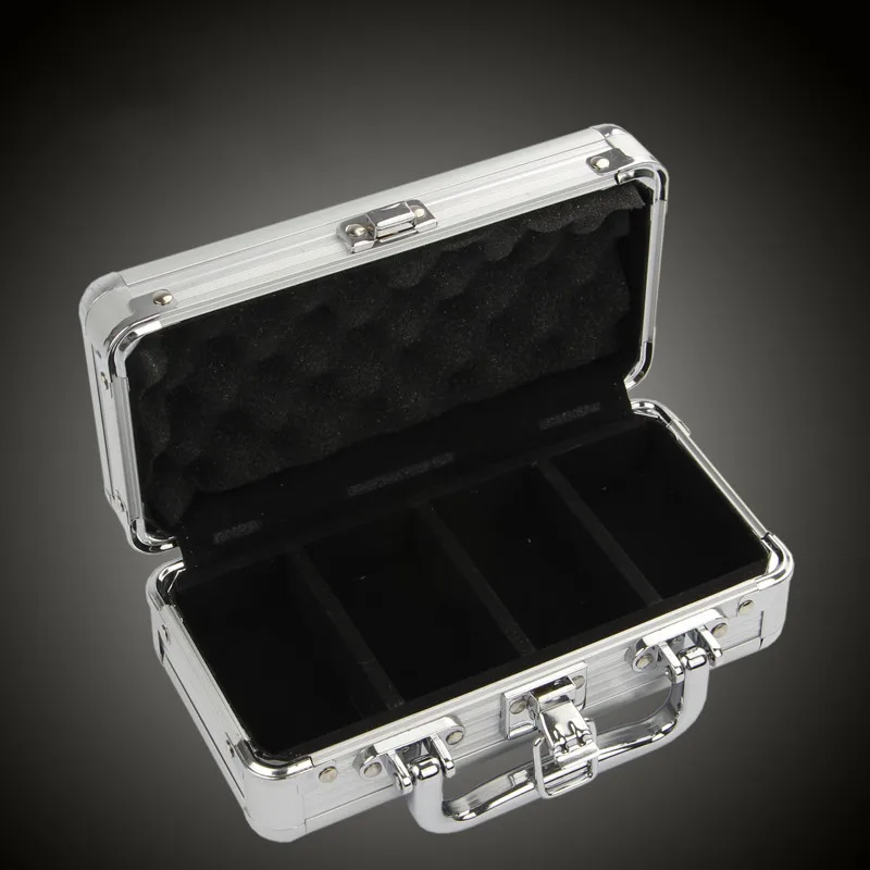 Wholesale retail high-grade professional aluminum chip boxes 40 code yard square plastic chips poker coin carrying case