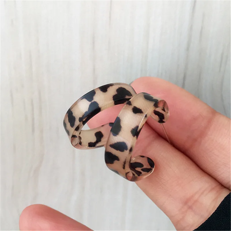 New Korean Statement Earrings for Women Brown Leopard Geometric Hoop Earrings Vintage 2021 Trend Fashion Jewelry Gifts Creative