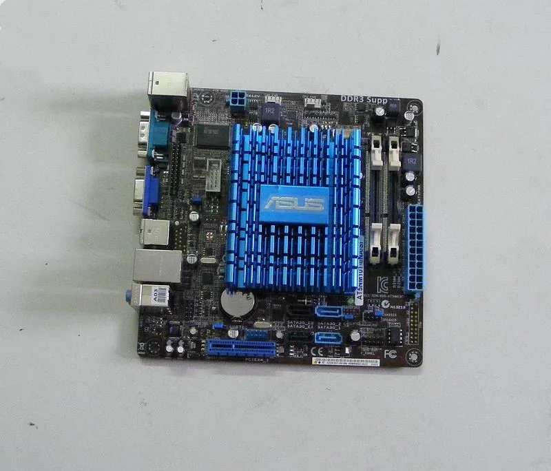 AT5NM10T-I/NA/SI  Integrated D525 motherboard supports DDR3 low power motherboard