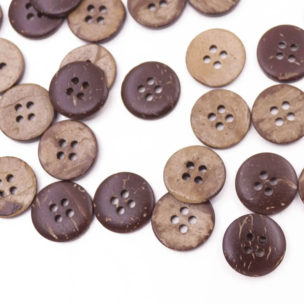 Lots 50 PCS 15mm/24L 4-Hole Flat Button Natural Coconut Shell Button