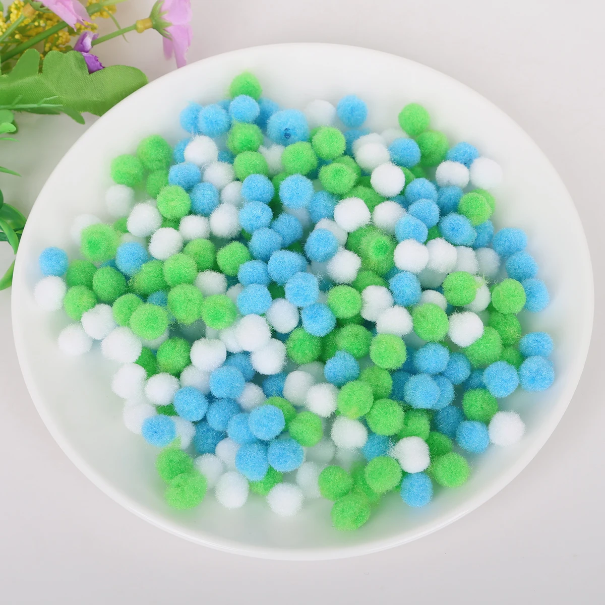 300pcs 10mm Multicolor Soft Fluffy Pom Pom Ball Handmade Pompom For Kids Toys DIY Craft Supplies