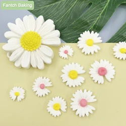Daisy Flower Shape Silicone Mold Pastry Cupcake Chocolate Soap Candle Bakeware Mould Fondant Cake Sugarcraft Decoration Tool