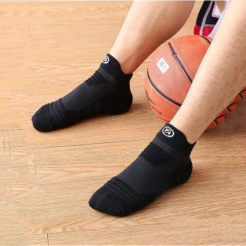 3pairs/lotMen Cycling Sock Breathable Outdoor Basketball Socks Protect Feet Wicking Bike Running Football Sport Socks Men Socks