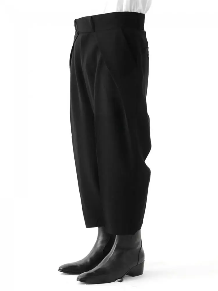 Men's new menswear niche designers hairstylists walk the runway fashion trends Harlem pants baggy plus-size singer outfits