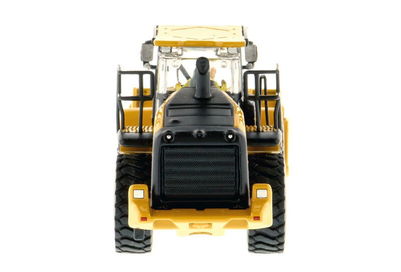 1/87 Scale Engineering Truck Model Toys Collectible #85949 972M Wheel Loader Children Gifts For Collection Gifts