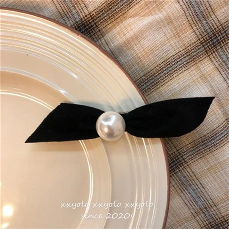 Retro South Korea Ins Internet Celebrity Minimalist Wind Temperament Black Pearl Bow Barrettes Side Clip Hairpin