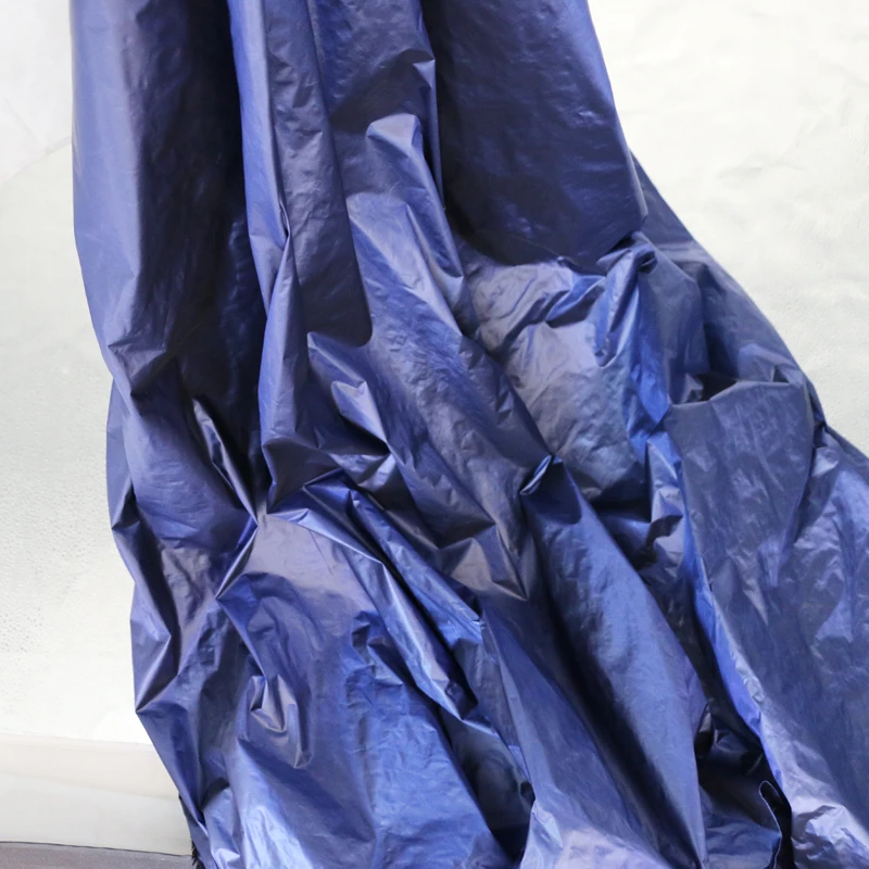 100 cm * 148 cm glänzendes, nach unten beweisendes Material, Stoffschattierung, blaue Burgunder-Nylon-Textilien, Cired – Detail 32