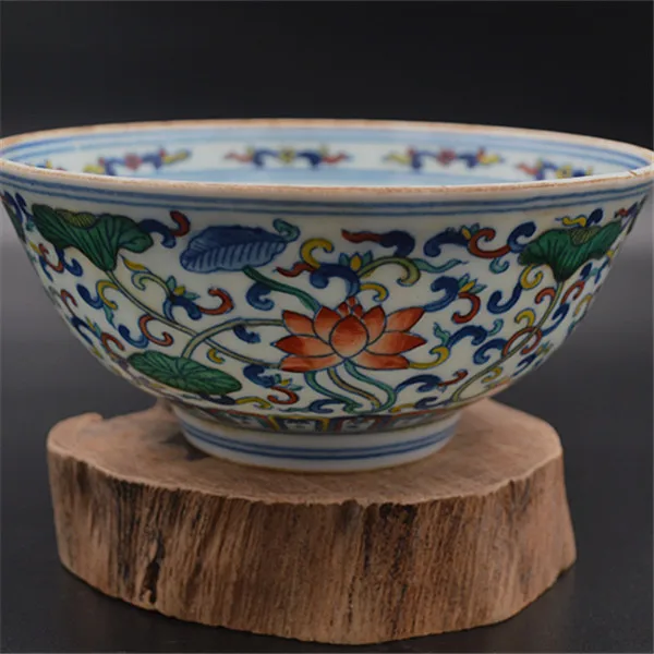 

Antique Collection QingDyansty(YongZhen:1678-1735)porcelian bucket colored lotus pattern bowl