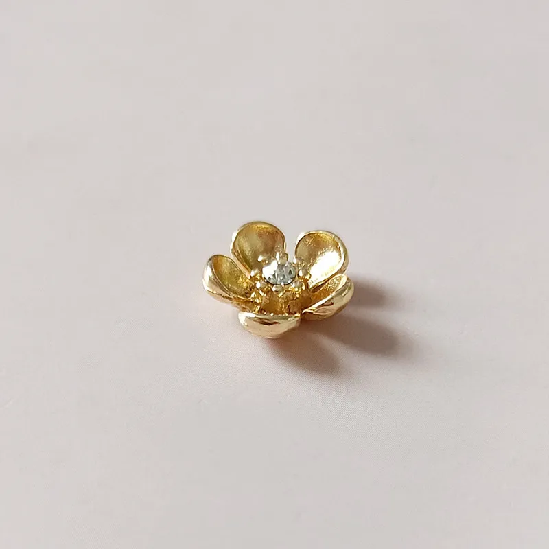 10 Pcs/lot 13mm Alloy  Flower Rhinestone Pearl Buttons For Girl Hairpin Dress Doll Shoes Box Clothing Jewelry Accessories