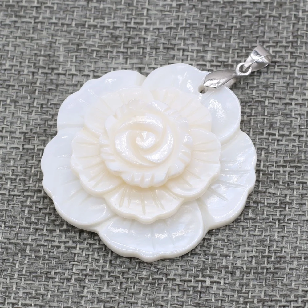 Natural Abalone Shell Pendant Flower shape Mother of Pearl Exquisite charms For jewelry making DIY Necklace accessories