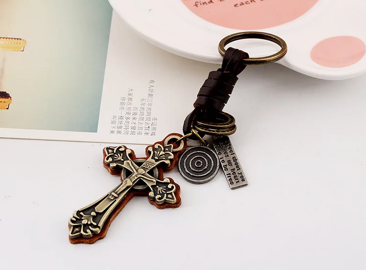 Exquisite Cross alloy leather key chain, retro-woven leather key chain for men