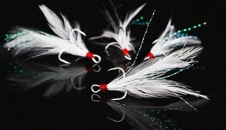 Fishing Treble Hook with Feather High Carbon Steel Blood Groove Sharp Hooks Jigbait Artificial Spoon Lure  Lot 6 Pieces Sale