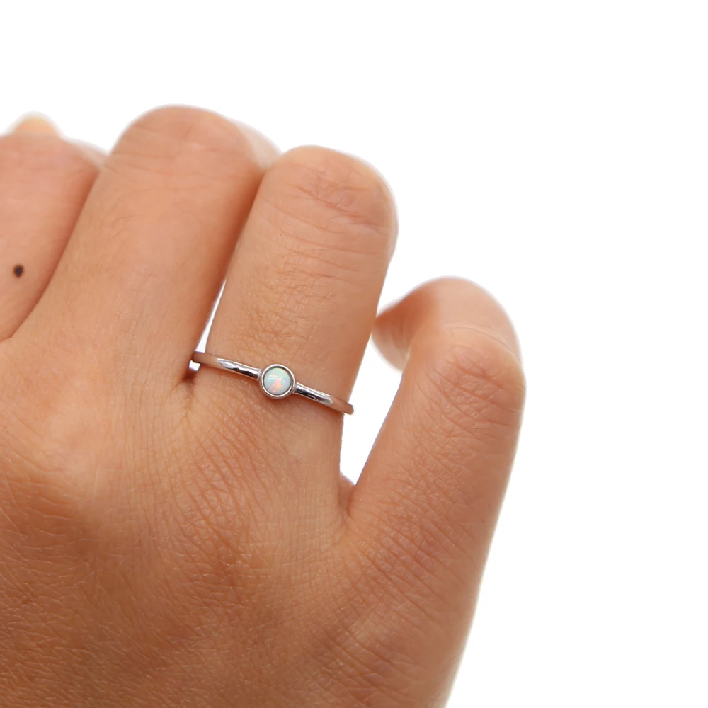 الأصلي 925 فضة أنيقة 3 مللي متر الجولة العقيق حجر الحافة الإعداد المسيل للدموع قطرة واحدة رقيقة داينتي لطيف الفتيات النساء حلقة 209