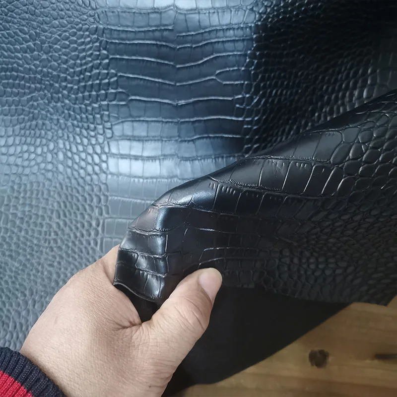 Dobry czarny Faux skóra krokodyla tkaniny guzy krokodyl pasek nadruk Pu skóra szycia DIY torba/Sofa/pokrowiec na krzesło materiał