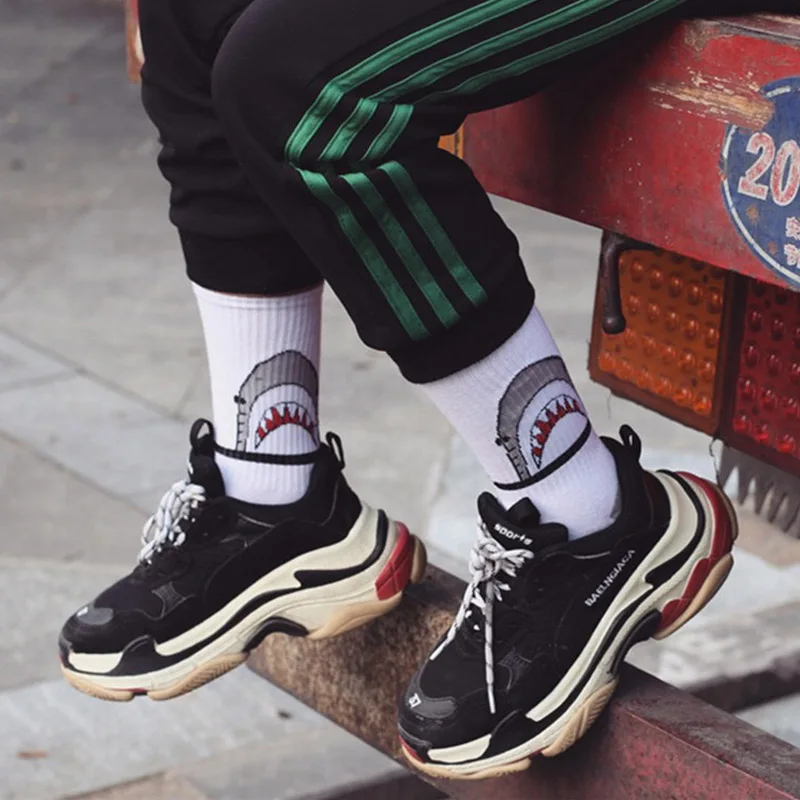 Fashion Shark Hip Hop Socks Men Long Socks Cartoon Hiphop Street Sport Skateboard Black White Crew Socks Street Fashion Gifts