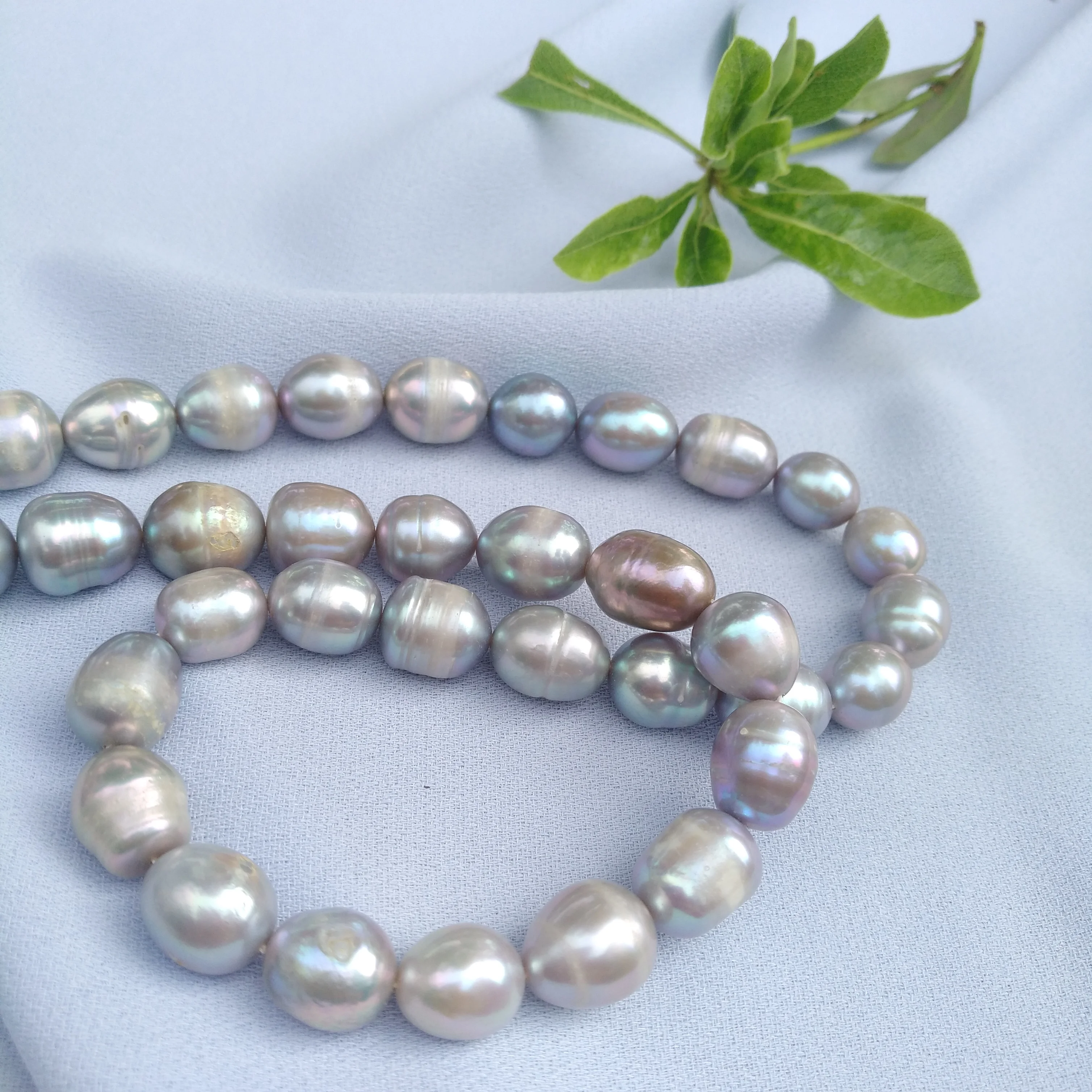 

Exotic Rare Premium Grey AAA South Sea Natural Grey 9x12mm Baroque Pearl Necklace Suitable For Any Occasion