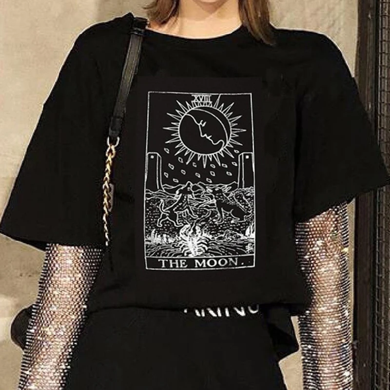 XVII The Moon Tarot Card Gothic Harajuku Vintage Design Women Unisex T-Shirt Tops Grunge Edgy Clothes