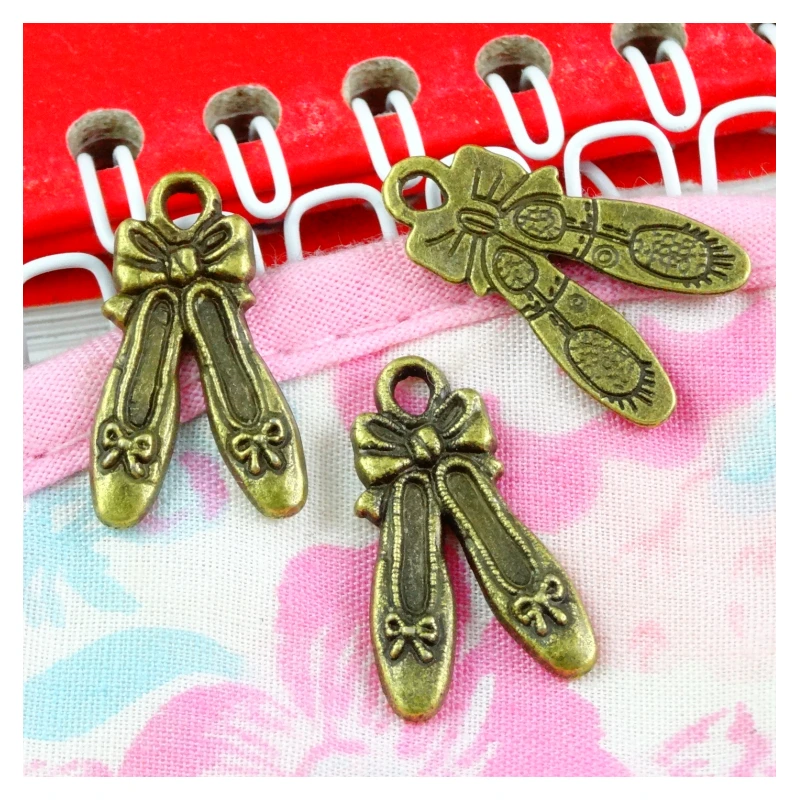 70pcs 20*12mm Antique Bronze Plated Woman's shoes Charm Pendant For DIY Necklace Bracelet Jewelry Accessories