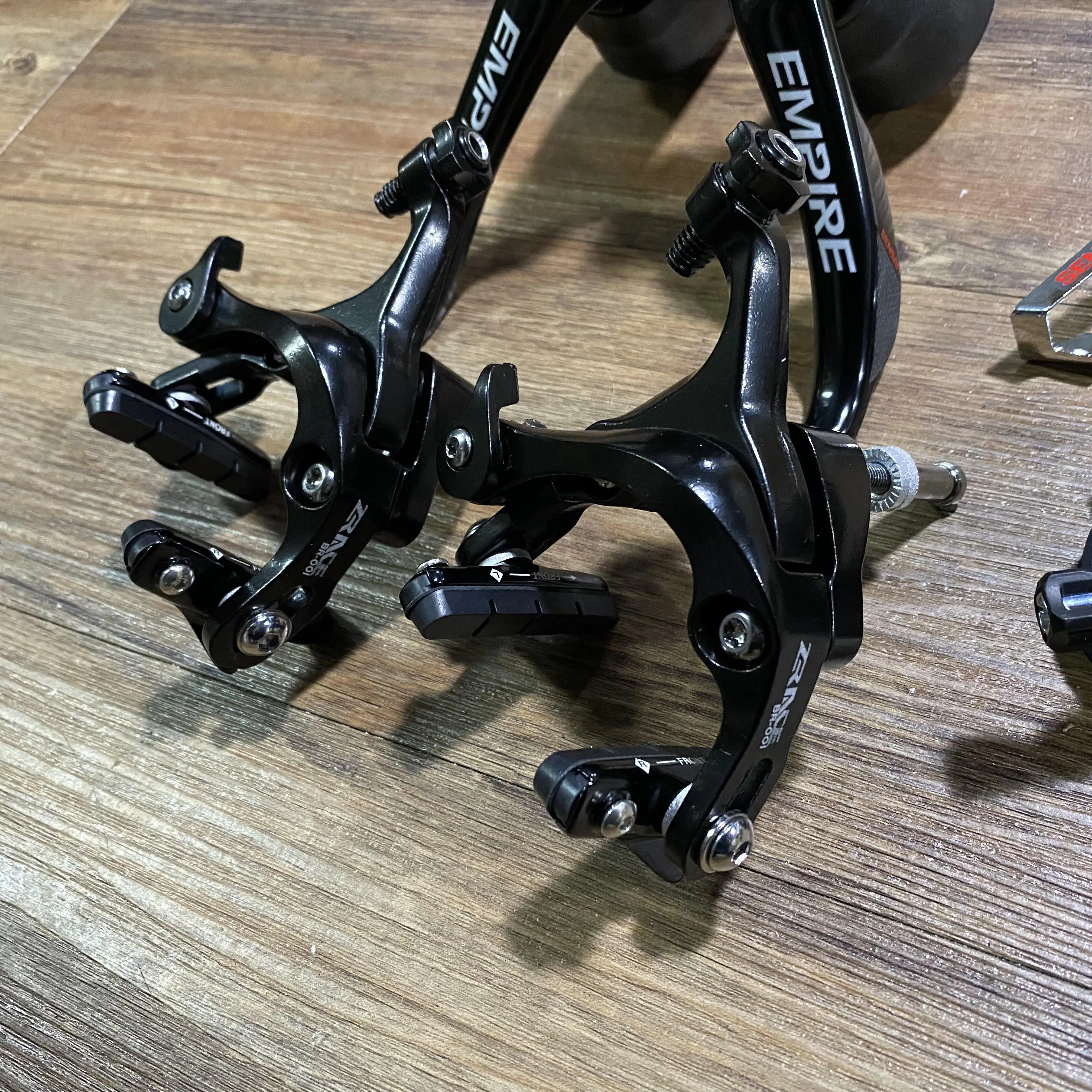 SENSAH EMPIRE 2x11速、22sロード5キット、ZRACE BR-001キャリパー SENSAH EMPIRE 2x11速、22sロード5キット、ZRACE BR-001キャリパー