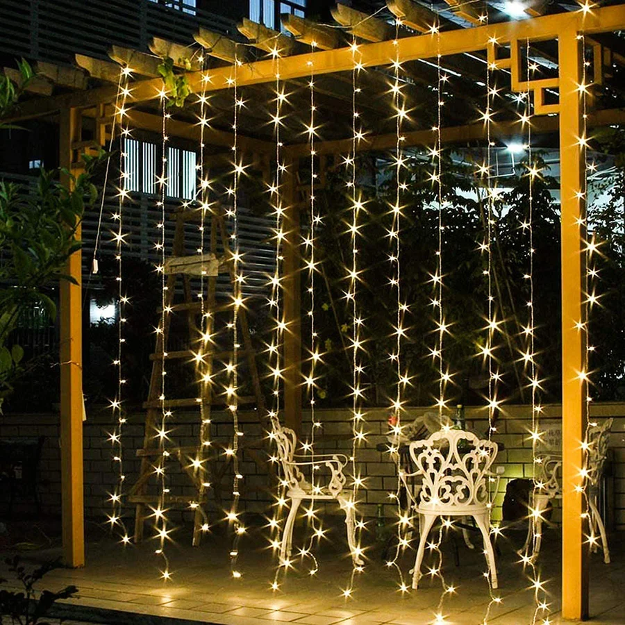 

Christmas Garlands 3*3M Blinking Fairy Lights Outdoor LED Icicle Curtain String Lights Holiday Lighting Home Wedding Party Decor