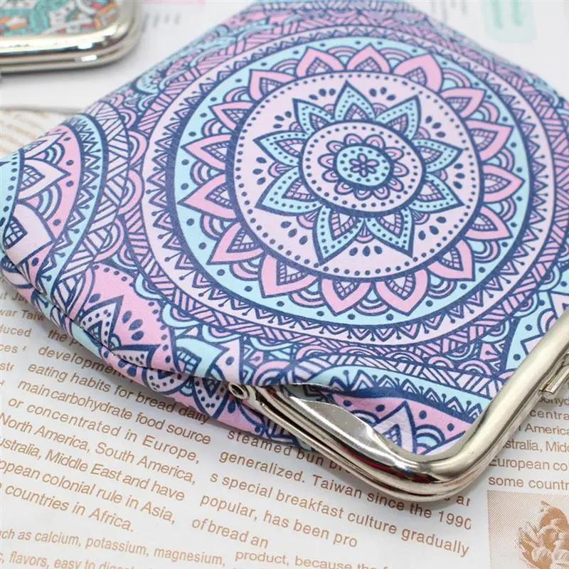 Retro Ethnic Style Printing Women's Coin Purse Geometric Mini Clasp Closure Wallet Coin Pouch Creative Pattern Bags Dropshipping image 3