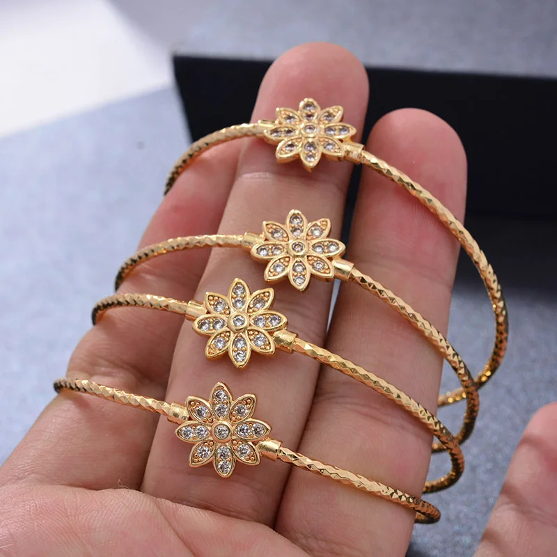 

4pcs/lot Gold Color Bangles for Girls/Baby/Kids Charm Star Flower Bracelet Bells Jewelry Child Christmas Gifts