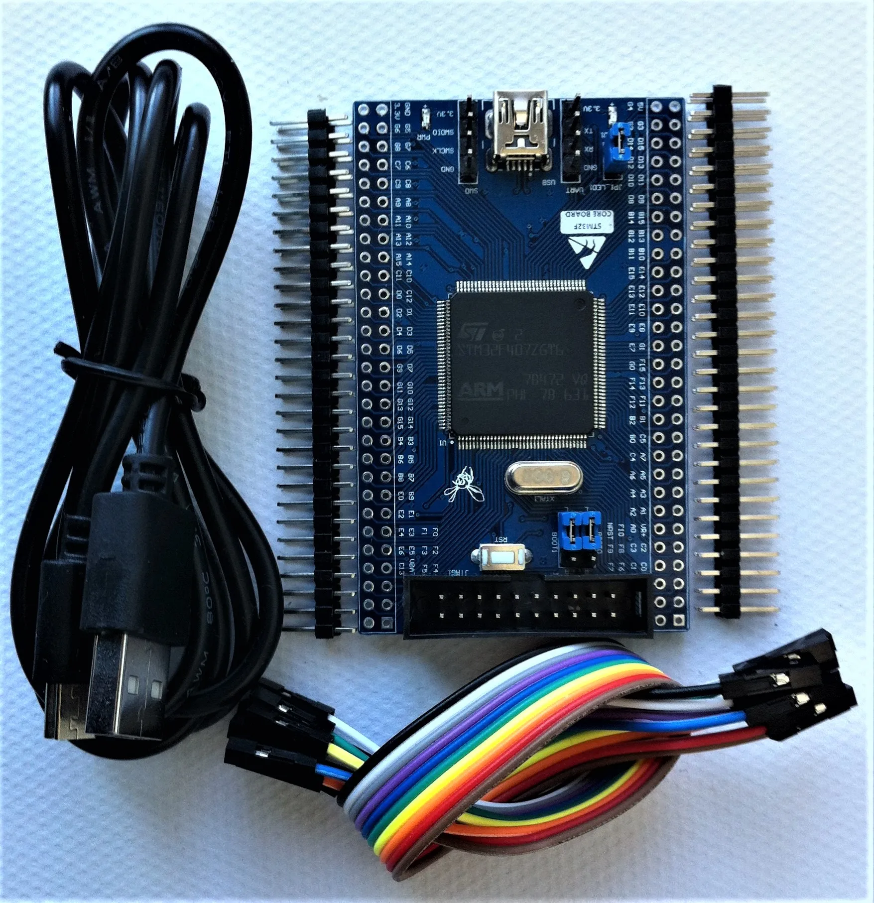 Stm32f407 الأساسية مجلس ARM CORTEXM4 الحد الأدنى لنظام Stm32f407zgt6 مجلس التنمية Stm32f407zg