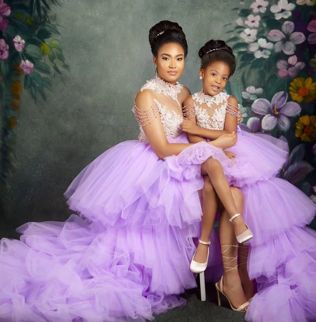 Mom and daughter matching gowns hotsell