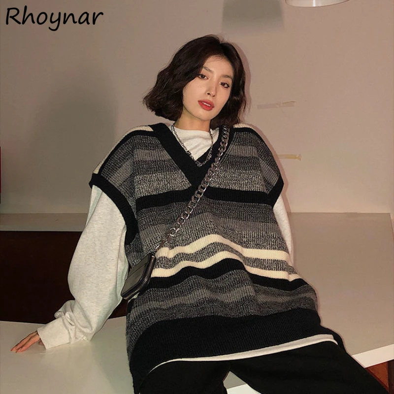 

Комплекты женской моды в корейском стиле, полосатый свитер, жилеты, футболки с v-образным вырезом, повседневная осенняя уличная одежда с длинными рукавами для девочек, универсальные уютные