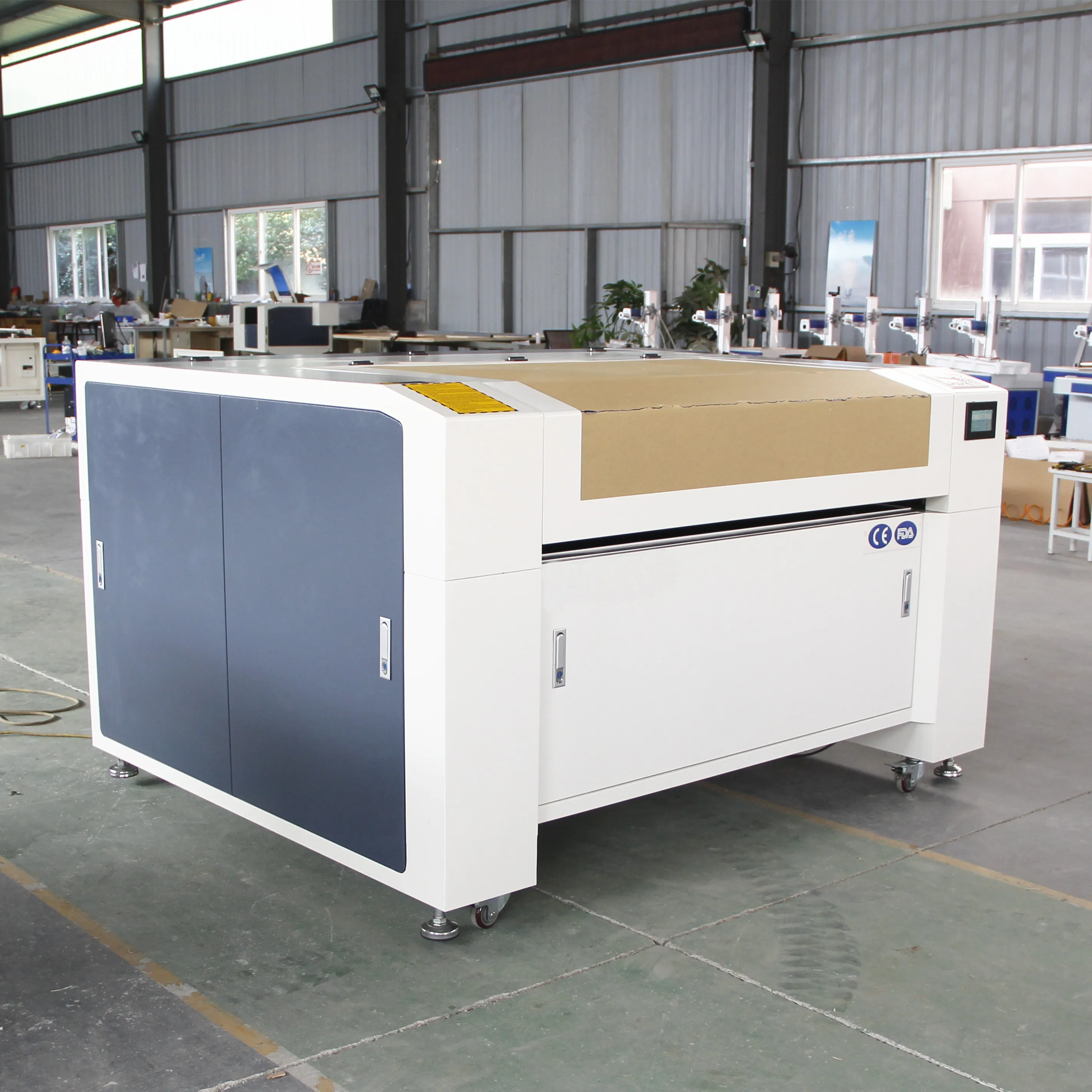 Big Promotion 150w 200w 300w Laser Cutting Machine MDF/Acrylic Laser Cutter Auto Focus Laser Machine For Solid Wood