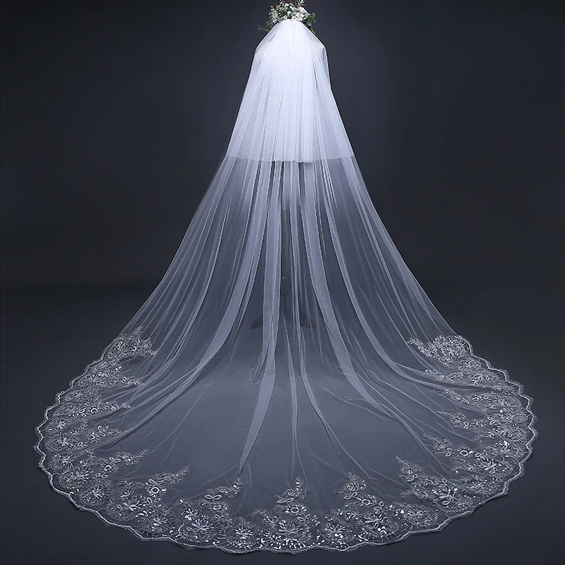 Neue Ankunft Weiß Elfenbein Kathedrale Hochzeit Schleier Zwei Schichten mit Kamm Spitze Applique Matrimonio Hochzeit zubehör Hochzeit Schleier