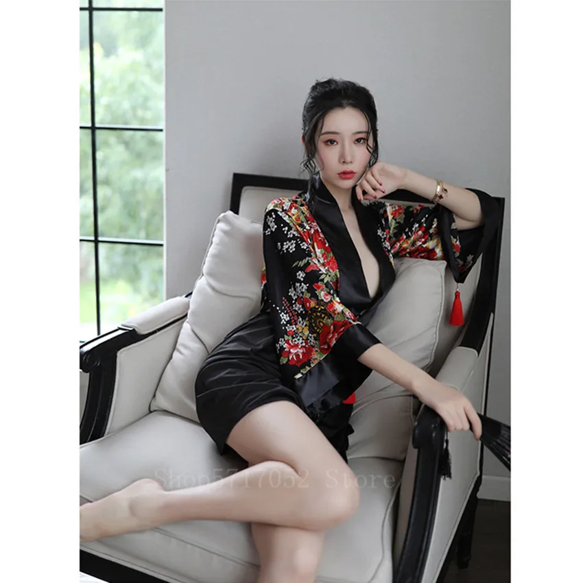 Sexy Kimono Dress Woman Japanese Style Woman Haori Sakura Kawaii Girls Pajamas Yukata Bathrobe Geisha Uniform Nightgown Party