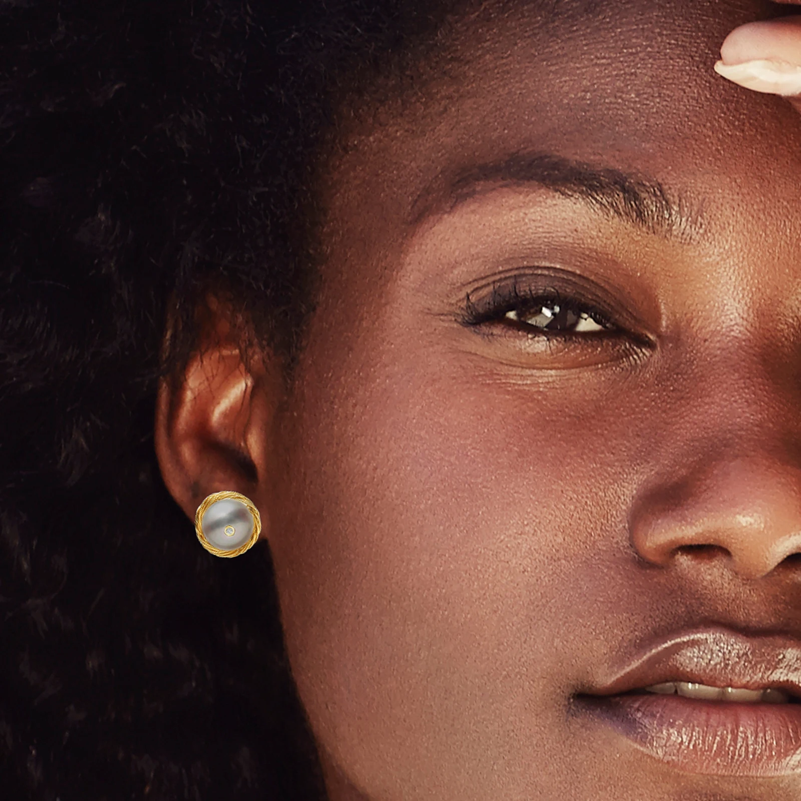 Fashion Handmade Stud Earrings 925 Sterling Silver Wire Freshwater Pearl With CZ 14K Gold Plated Stud Earrings Best Party Gifts