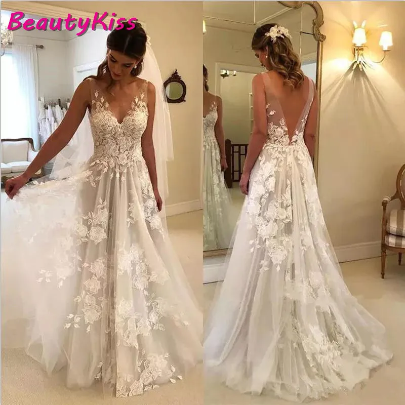 White V-Neck Wedding Dresses Lace Applique Tulle Bridal Gowns Sexy Backles A-Line Wedding Party Dress Plus Size Vestido De Noiva