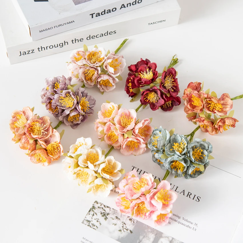 12 Stück künstliche Blumen Haupt dekoration Seide Staubblatt Pflaume Bossom Weihnachten dekorative Blumen Kränze Hochzeit Urlaub Lieferungen – Detail 6