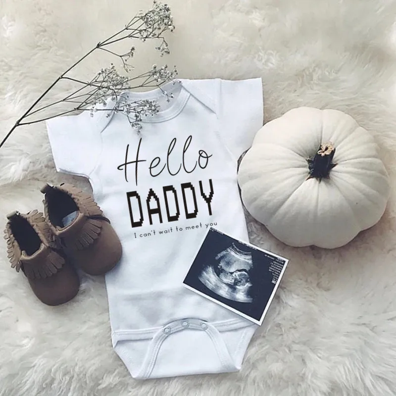 Hello Daddy I Can\'t Wait To Meet You Mommy Pregnancy Announce Baby Bodysuit Best Gift for Daddy Newborn Cotton Romper