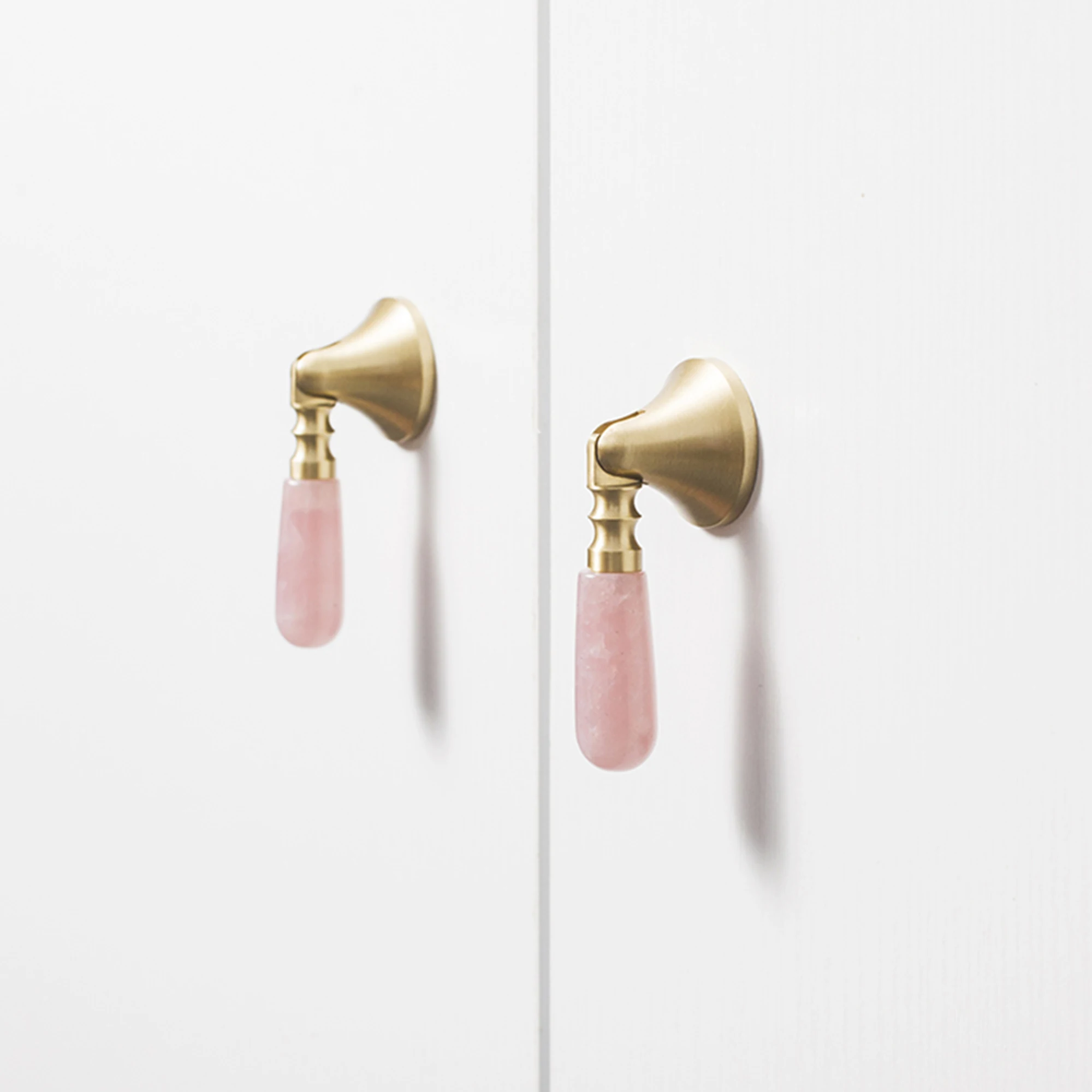 White Natural Crystal Handles for Cabinet and Drawer Pure Copper Handle Nordic Luxury Wardrobe Closet Knobs Furniture Hardware