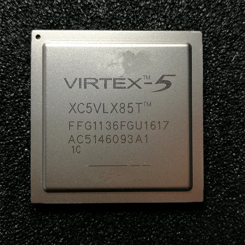 XC5VLX85T-1FF1136I XC5VLX85T-1FFG1136I XC5VLX85T-1FFG1136C الأصلي