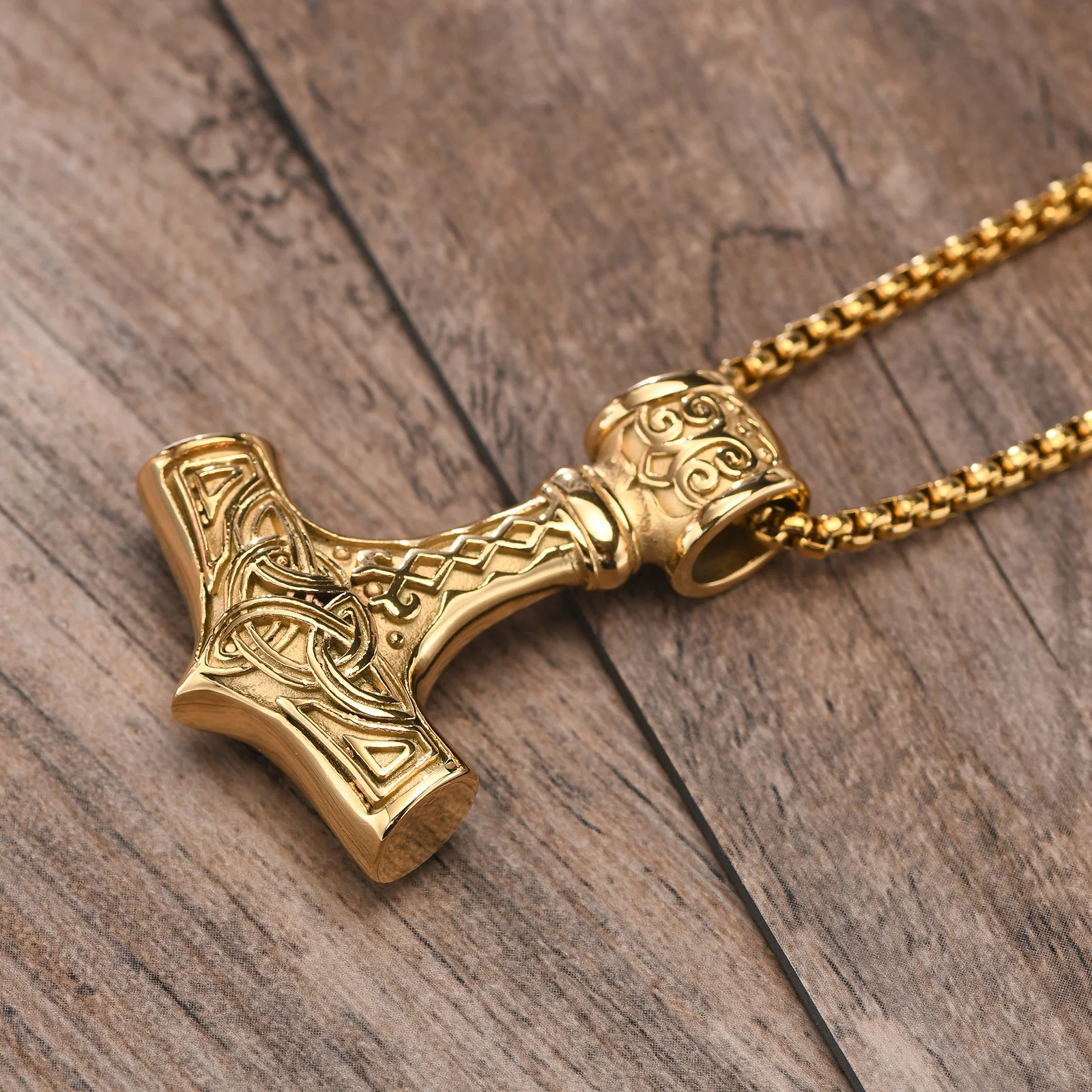 Viking Mjolnir Pendant Necklace for Men Stainless Steel Thors Hammer Thor\'s Hammer Mjolnir Necklace Amulet