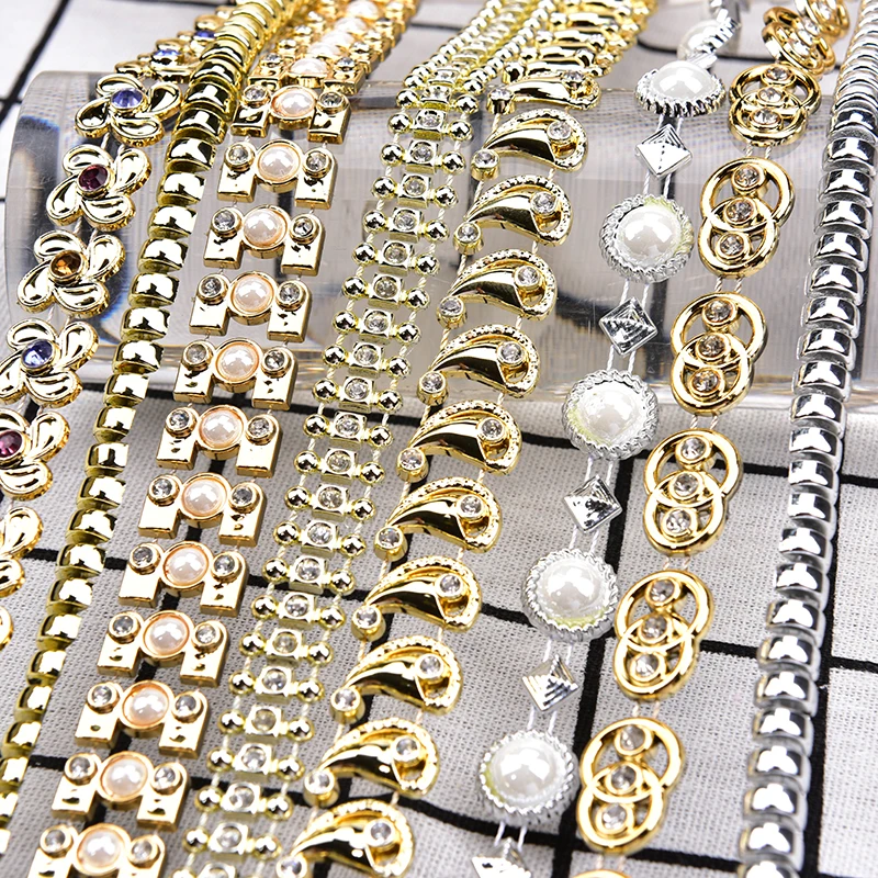 10 Yards Golden Plastic Rhinestone Flower Chain Bun Windmill Metal-Plated Trimming Diy Decoration Jewelry Clothing Accessories