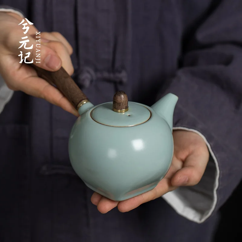 |Your kiln rosewood side put the pot of household ceramics can keep on a single square teapot kung fu tea pot