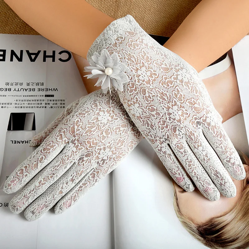 Women Summer Sexy Hollow Lace Flower Elegant Breathable Sunscreen Anti-UV Drive Cycling Touch Screen Gloves Short Pearl